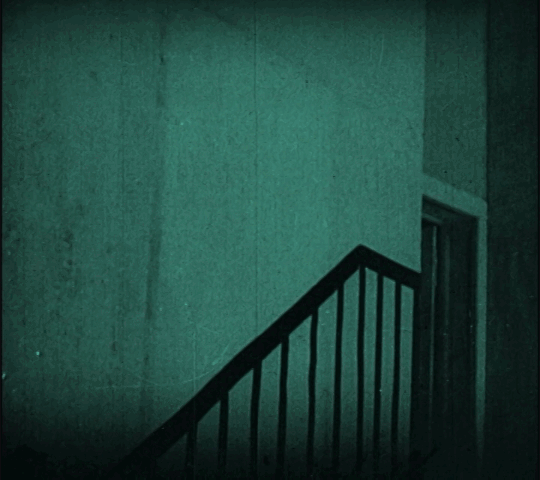 Оборотень На Лестнице