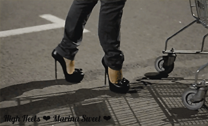 Gif heels. Туфе гив. туфли walking gif. обувь на платформе 2000. high heels shoeplay.