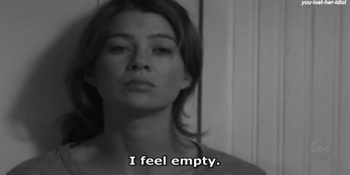 Empty feeling. Feeling empty. Emptiness gif. Фото гиф разрыв девственницы. Love gif разбитое.
