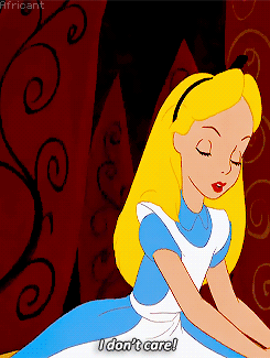 Альтушка алиса анимация. Алиса в стране чудес Дисней гиф. Принцессы Диснея Алиса. Алиса гиф. Алиса в стране чудес плачет гиф.