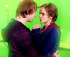 Harry And Hermione Kiss Gif Harry And Hermione Kiss Gif
