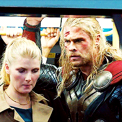 Tom hiddleston film youtube GIF on GIFER - by Arazan