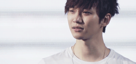 Lee gif. Lee junho 2pm gif. Ли Джунхо гифки. Ли Джунхо гифки подмигивания.