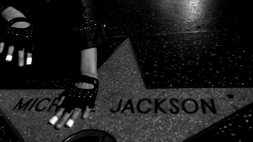скачать michael jackson-hollywood tonight Скачать michael jackson hollywood tonight клип бесплатно.