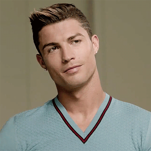 Cristiano Ronaldo rebola em treino de Portugal on Make a GIF