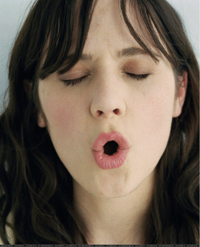 Gloryhole tongue riding petite