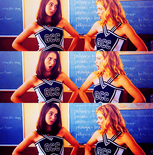 Alison brie GIF on GIFER by Zulkizshura