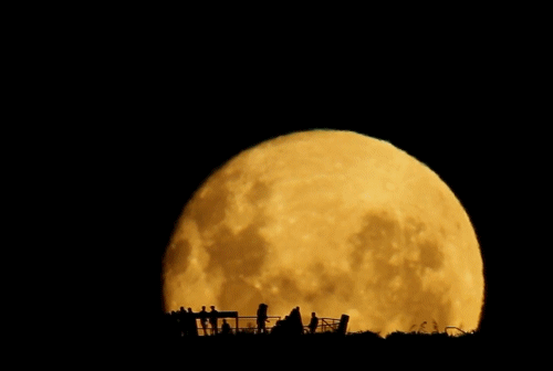 GIF moonrise photography moon - animated GIF on GIFER - by Shabar