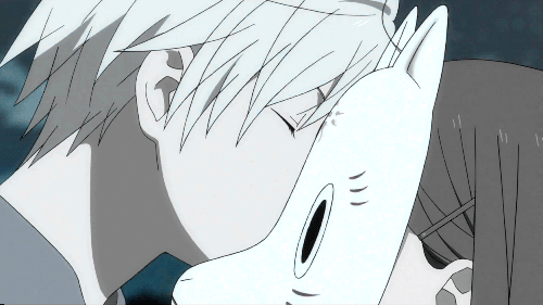 Anime kiss french GIF - Find on GIFER