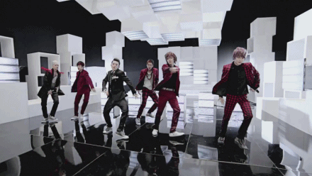 Teen top GIF on GIFER - by Comand