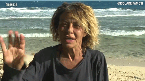 Passano I Pesci Isola12 Isoladeifamosi Gif On Gifer By Morluzar