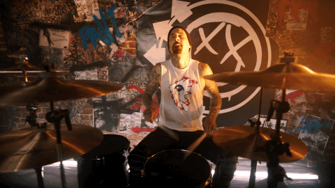Matt Skiba Bored To Death Travis Barker Gif Find On Gifer
