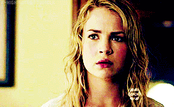 Britt robertson GIF - Find on GIFER