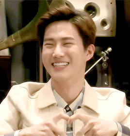 Suho GIF - Find on GIFER