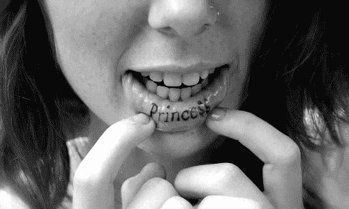 Tumblr Celebs Gif On Gifer By Aurirgas Animated Gif Tumblr Celebs Free Lips Tattoos Kitty Pryde Ilrography
