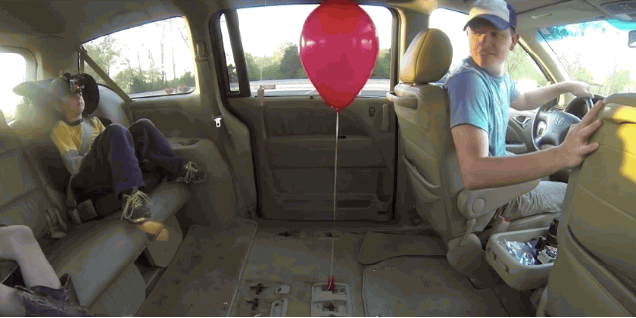 Breaking Balloon Ballon Gif Find On Gifer