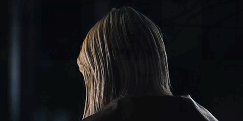Boarding school the blackcoats daughter lucy boynton GIF en GIFER - de