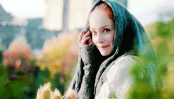 Sansa Gif Find On Gifer