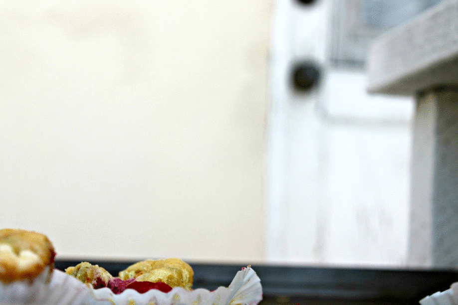 Raspberry GIF Find on GIFER