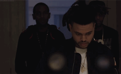 The Weeknd в школе. The Weeknd с косичками. Гифка the Weeknd. The Weeknd Мем. Earning it the weekend