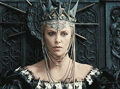 Charlize theron queen ravenna charlize theron s GIF - Find on GIFER