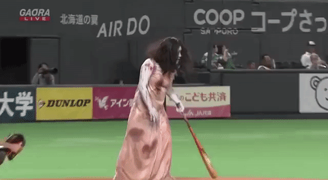 Sadako Vs Kayako Baseball Creepy Gif Find On Gifer