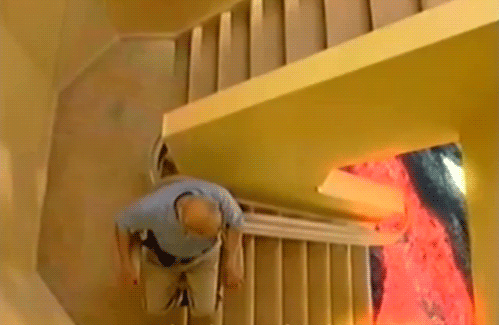 Stair Lift Wrong Turn Viejo Gif On Gifer By Wrathfire