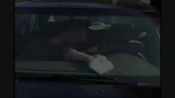 men-having-sex-in-the-car-gif