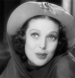  Loretta Young DIEULOIS