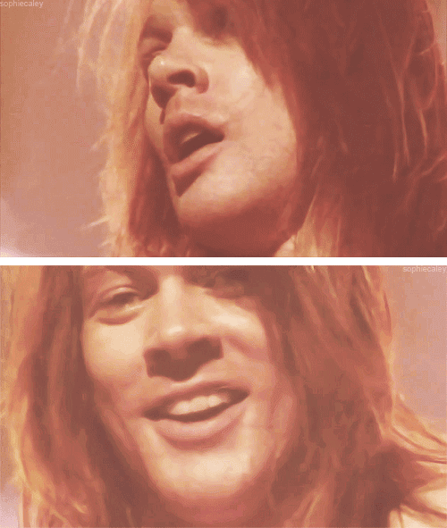 Axl rose GIF Find on GIFER