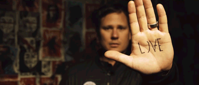 Tom Delonge Love Ava Gif Find On Gifer