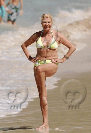 Classic softcore video tube Ivana trump bikini