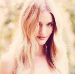 Rosie huntington whiteley GIF - Find on GIFER
