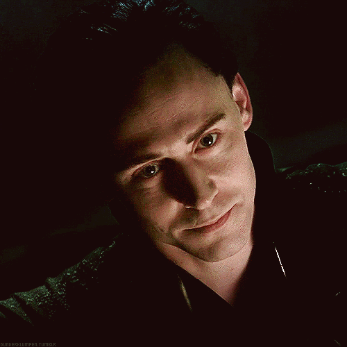 GIF hey guys it is me - animated GIF on GIFER