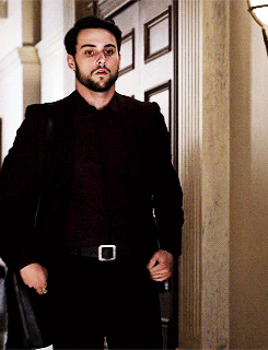 Connor walsh GIFs - Get the best gif on GIFER