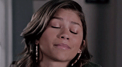 Zendaya 2015 blackish GIF - Find on GIFER