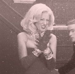 thật sự em đã thốn khi xem clip này