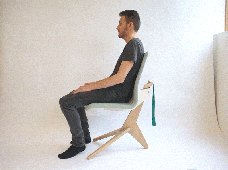 Тенсегрити левитирующий стул. Парящий стул. Тенсегрити мебель кресло. Человек на стуле.