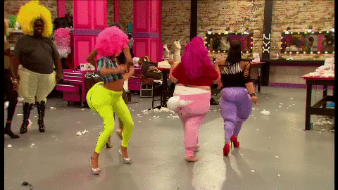 Booty shake afro rupauls drag race GIF - Find on GIFER