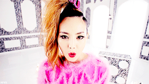 Woman Rapper Gif GIF female rapper - animated GIF on GIFER