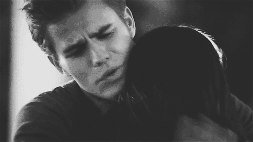 Elena Gilbert Stefan Salvatore Gif Find On Gifer