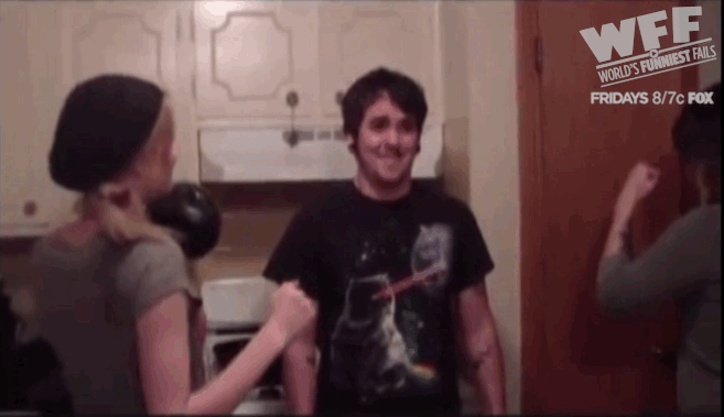 Enfants Schlag Golpe Gif Find On Gifer