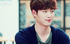 Baek cheol min. Пак санг джин. Тхэ ин-хо потомки солнца. Чу сок-тхэ. In ho.