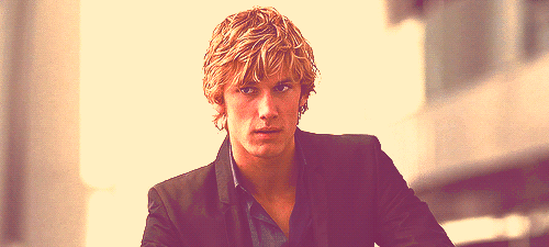 Alex gif. Алекс петтифер страшно красив гиф. Alex gif. Alex pettyfer gif. Алекс петтифер гиф.