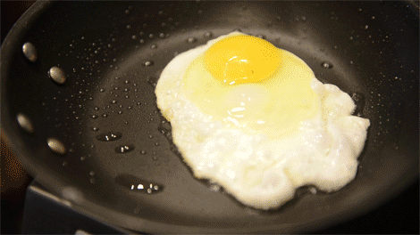 Egg frying pan chef GIF - Find on GIFER