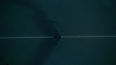Falling gif. Gif в воде шпион.