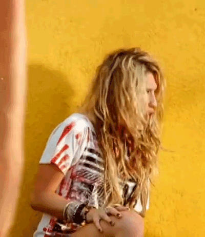 Download GIF kesha, tik tok, or share did you see that animation You can sh...