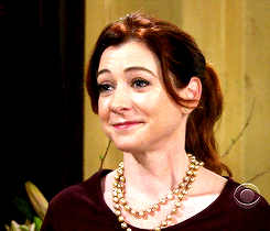 Alyson hannigan GIF - Find on GIFER