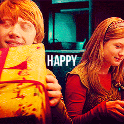 Featured image of post Happy Christmas Harry Happy Christmas Ron Gif - Harry from the story harry potter gif series~my magical life~ by boredxlikexalways (someone :o) with 724 reads.