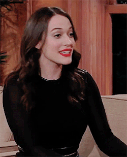 Kat dennings GIF - Find on GIFER